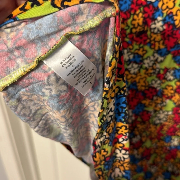 LuLaroe Irma Style Shirt Sz Large - Picture 5 of 7